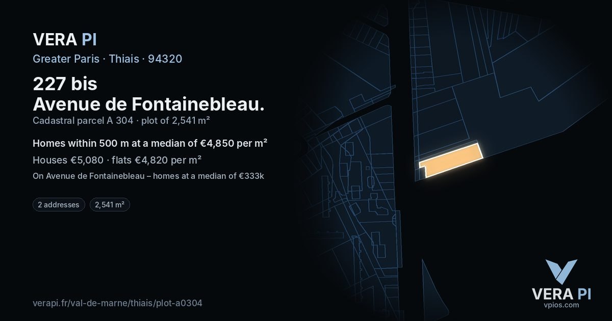 227 bis Avenue de Fontainebleau, Thiais at night – the plot lit, the parcels around coloured by the prices near them