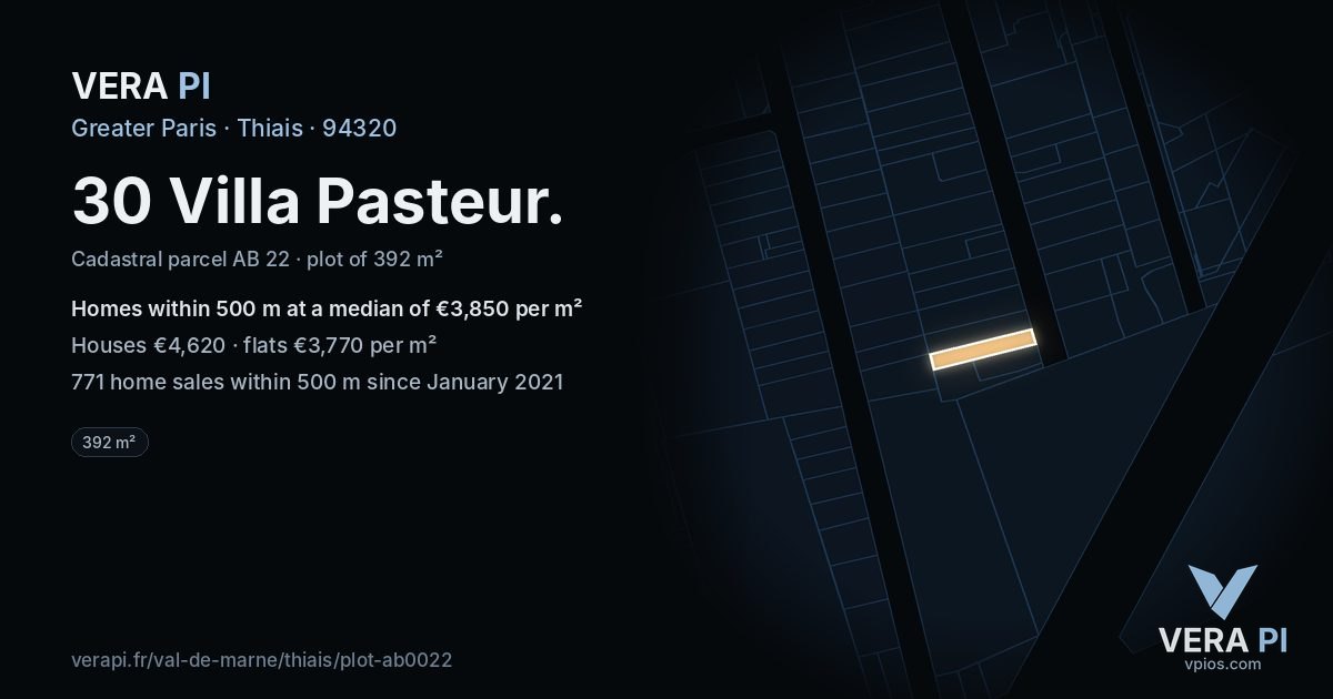 30 Villa Pasteur, Thiais at night – the plot lit, the parcels around coloured by the prices near them