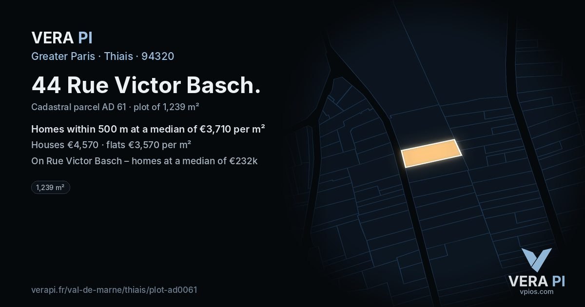 44 Rue Victor Basch, Thiais at night – the plot lit, the parcels around coloured by the prices near them