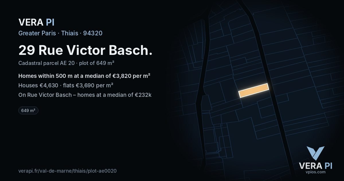29 Rue Victor Basch, Thiais at night – the plot lit, the parcels around coloured by the prices near them