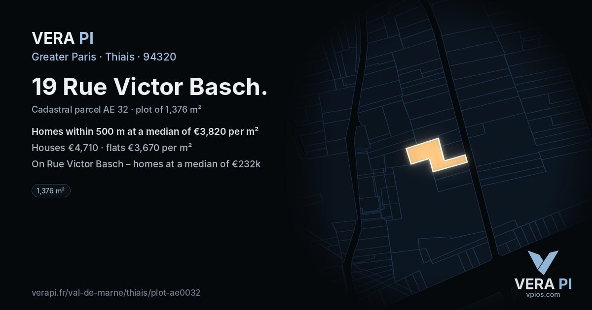 19 Rue Victor Basch, Thiais at night – the plot lit, the parcels around coloured by the prices near them
