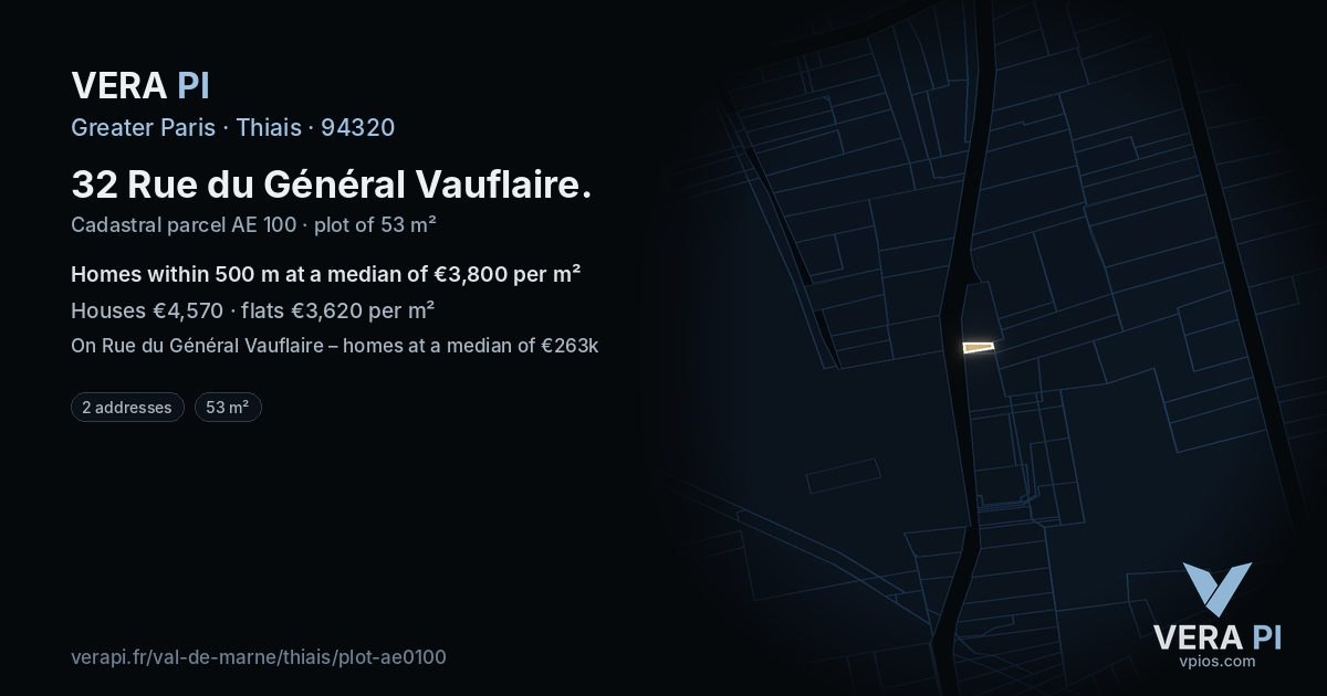 32 Rue du Général Vauflaire, Thiais at night – the plot lit, the parcels around coloured by the prices near them