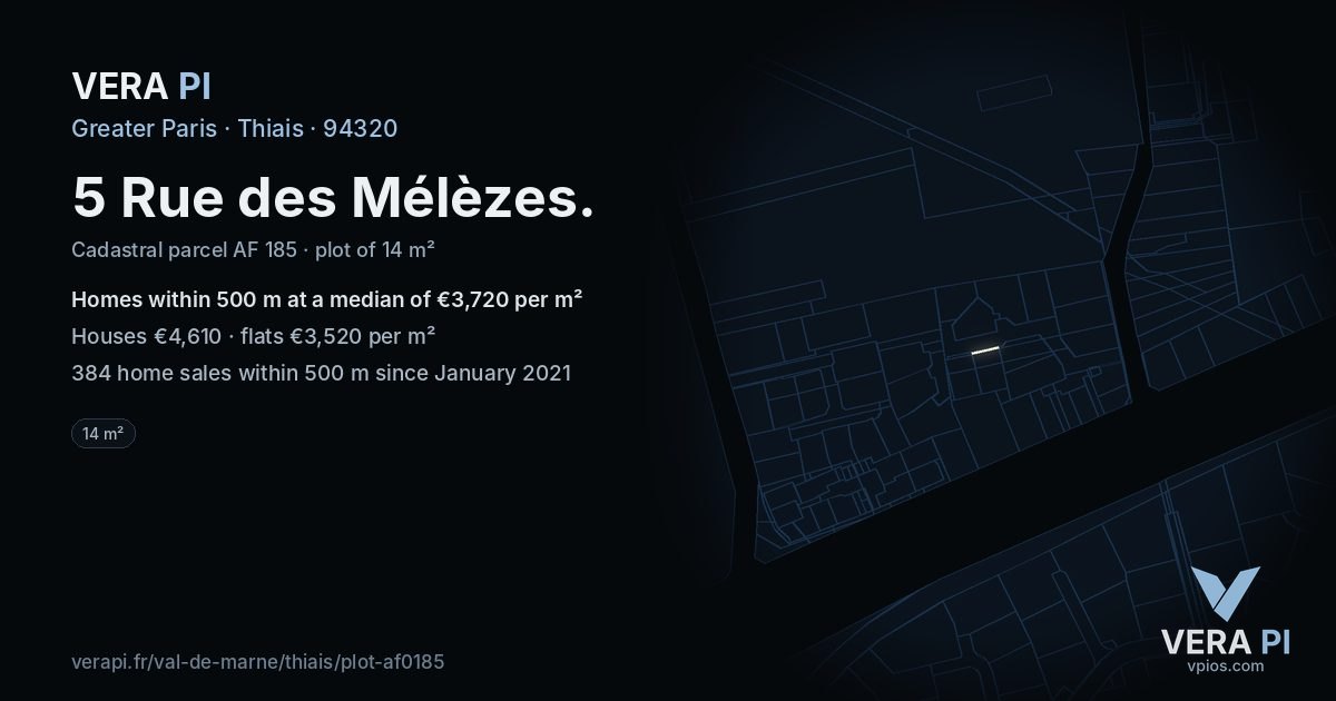5 Rue des Mélèzes, Thiais at night – the plot lit, the parcels around coloured by the prices near them