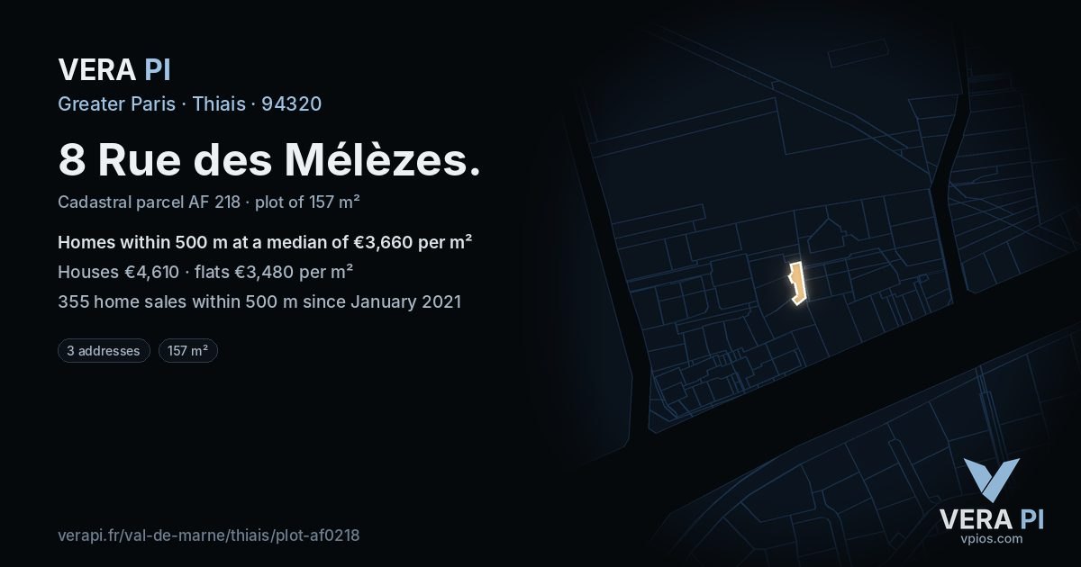 8 Rue des Mélèzes, Thiais at night – the plot lit, the parcels around coloured by the prices near them
