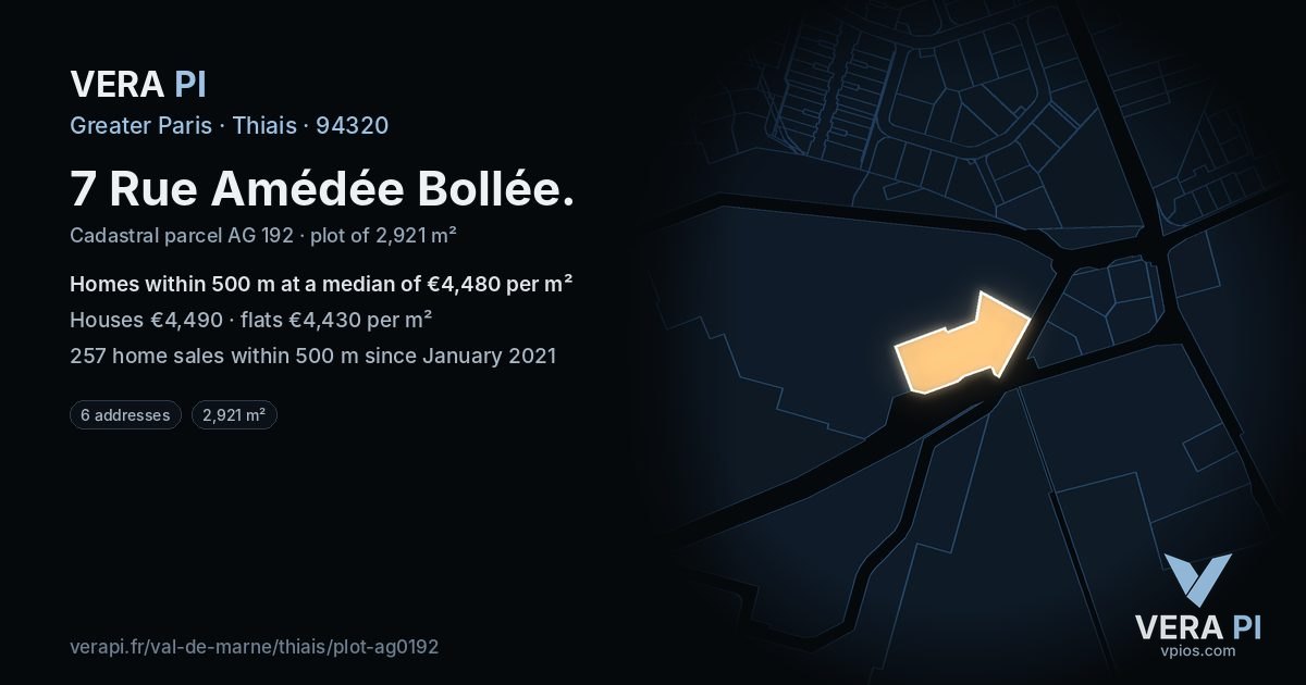 7 Rue Amédée Bollée, Thiais at night – the plot lit, the parcels around coloured by the prices near them