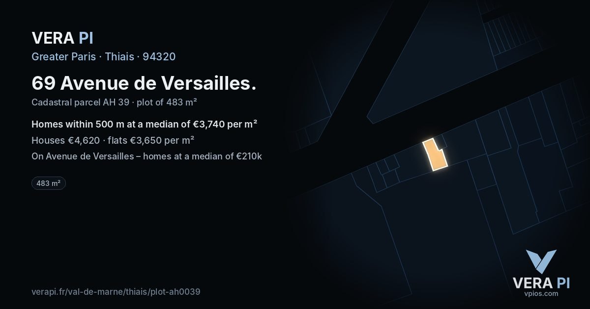 69 Avenue de Versailles, Thiais at night – the plot lit, the parcels around coloured by the prices near them