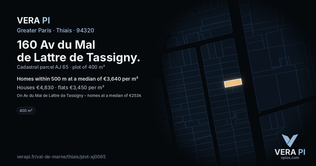 160 Av du Mal de Lattre de Tassigny, Thiais at night – the plot lit, the parcels around coloured by the prices near them