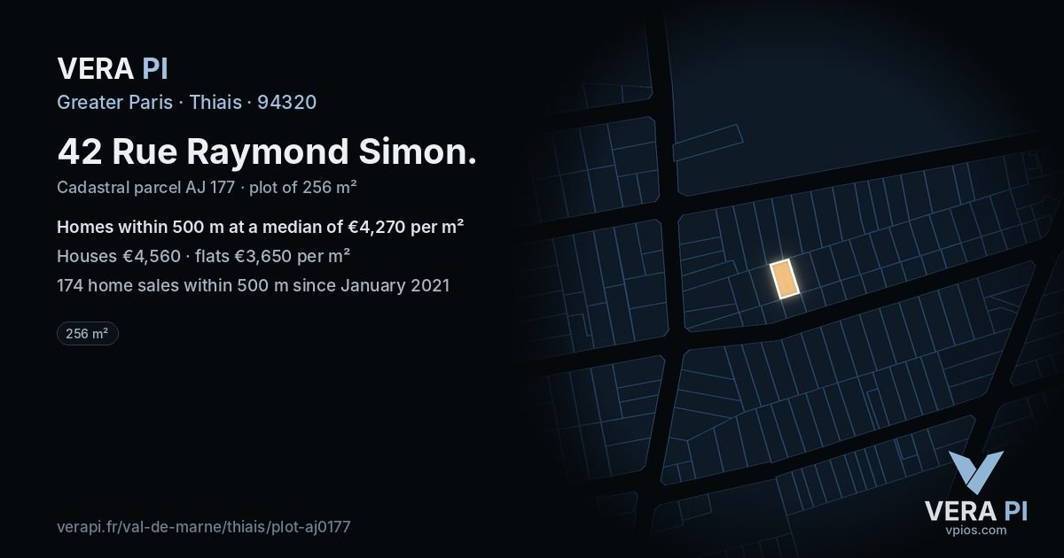 42 Rue Raymond Simon, Thiais at night – the plot lit, the parcels around coloured by the prices near them