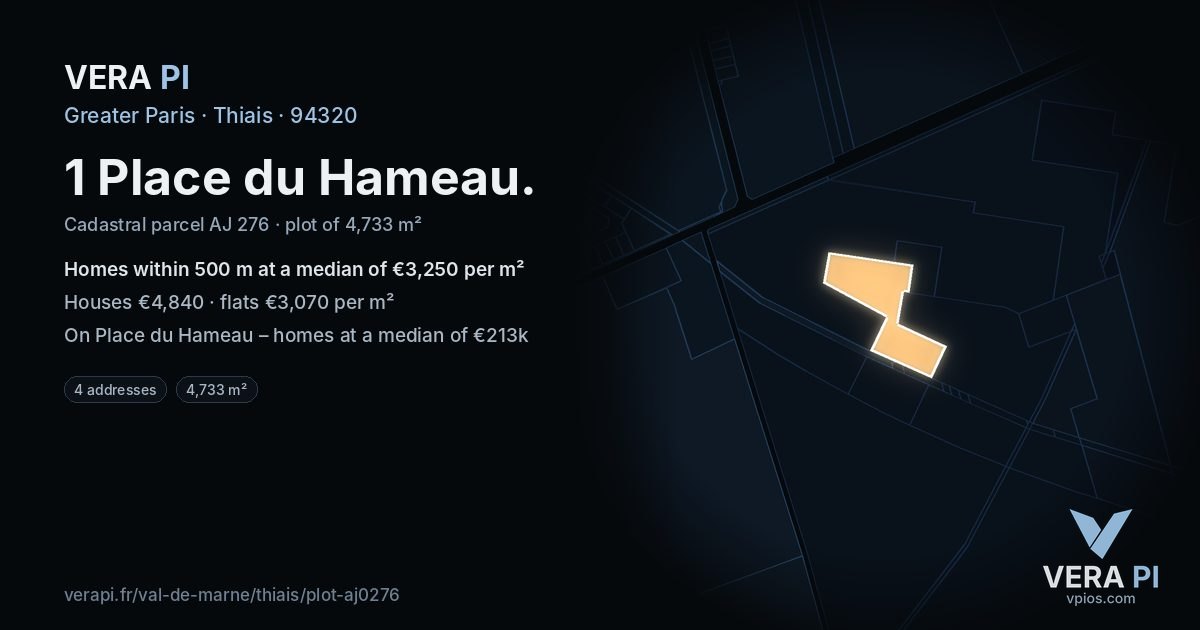 1 Place du Hameau, Thiais at night – the plot lit, the parcels around coloured by the prices near them