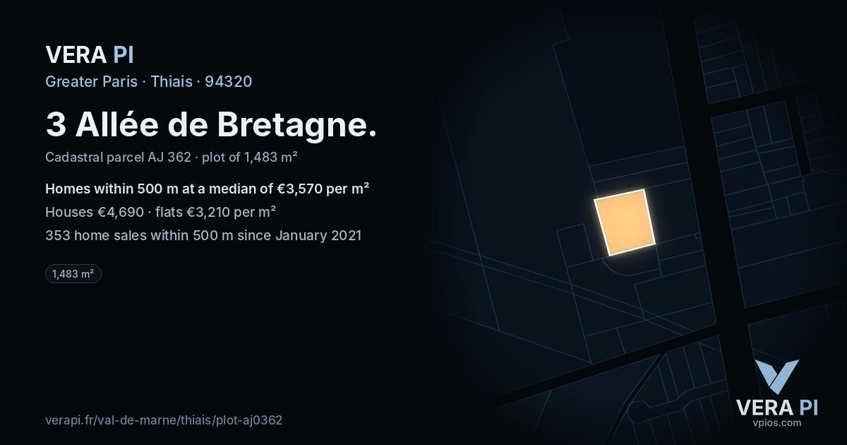 3 Allée de Bretagne, Thiais at night – the plot lit, the parcels around coloured by the prices near them