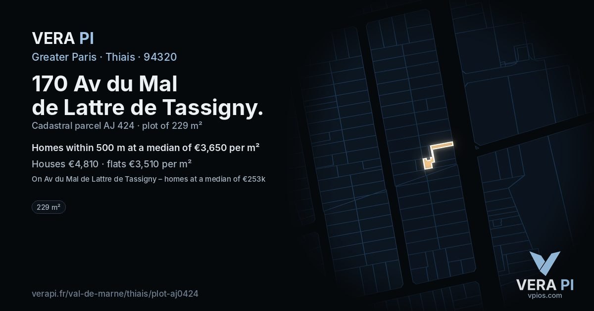 170 Av du Mal de Lattre de Tassigny, Thiais at night – the plot lit, the parcels around coloured by the prices near them