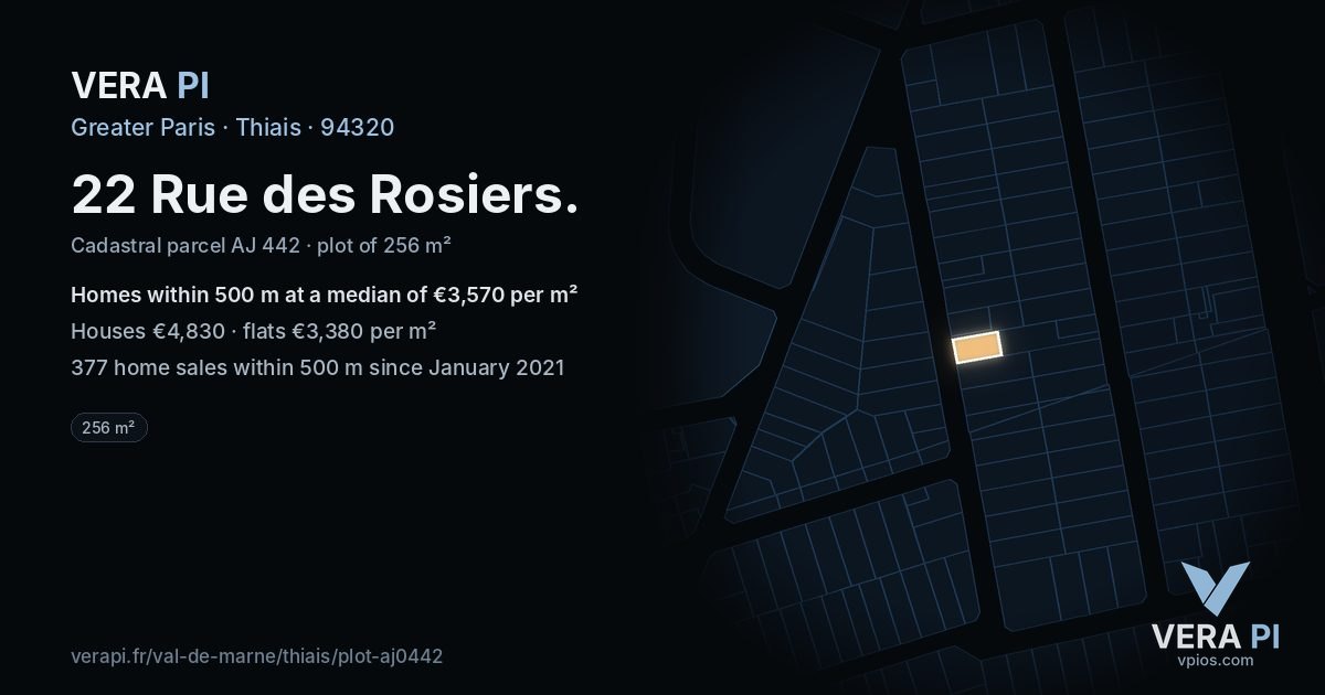 22 Rue des Rosiers, Thiais at night – the plot lit, the parcels around coloured by the prices near them