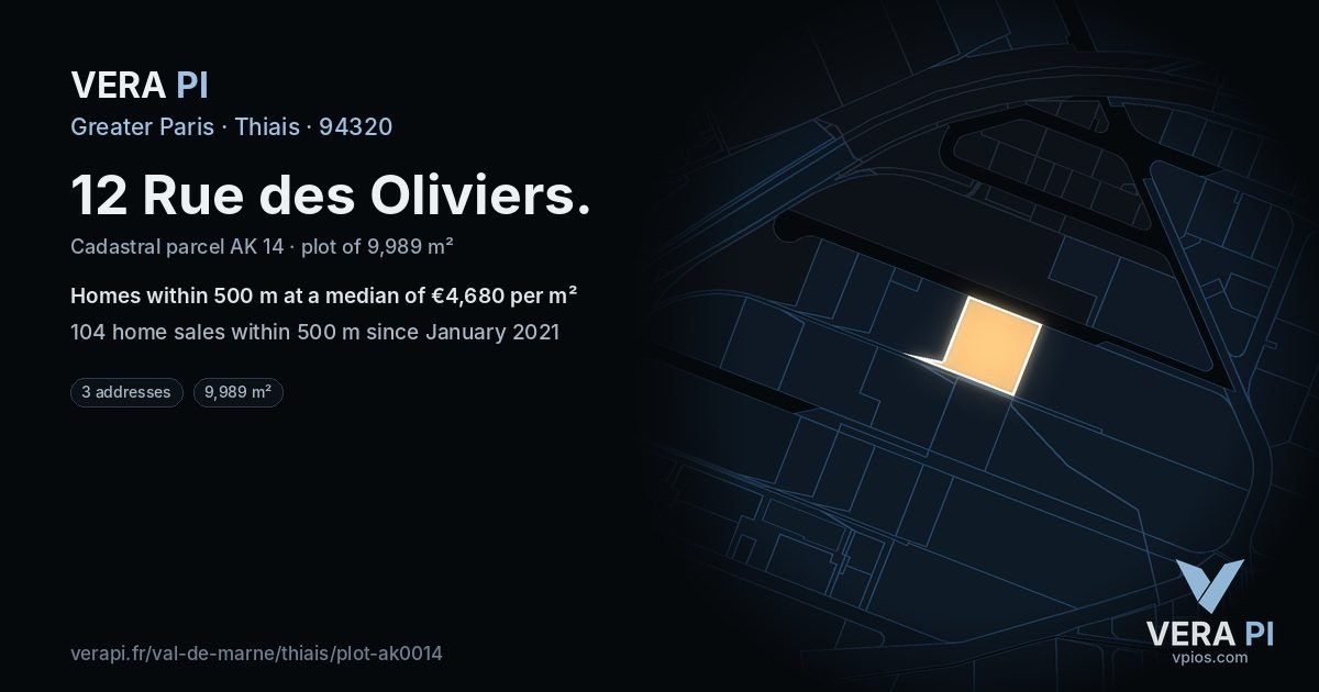 12 Rue des Oliviers, Thiais at night – the plot lit, the parcels around coloured by the prices near them