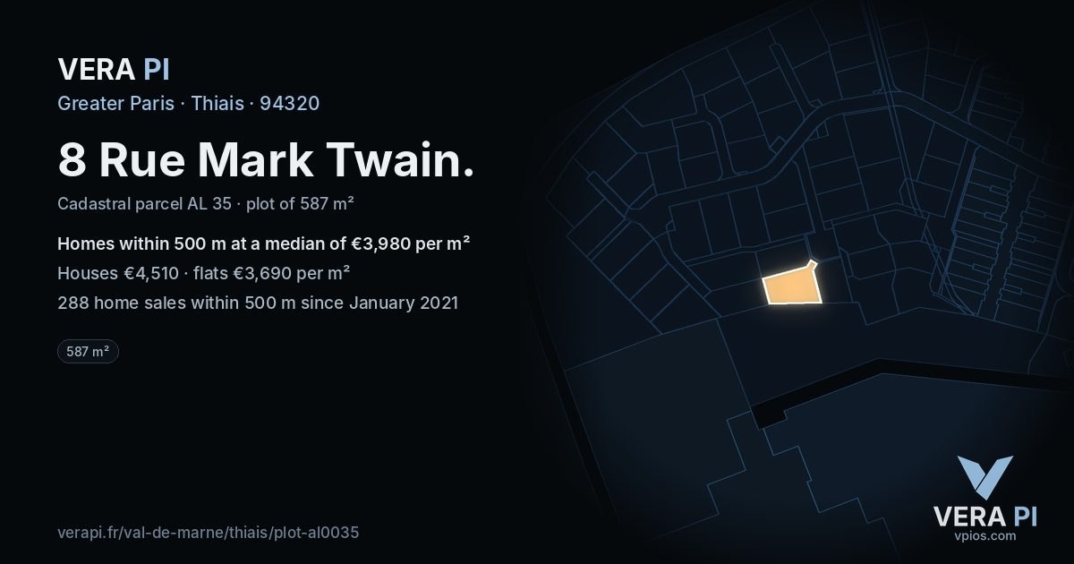 8 Rue Mark Twain, Thiais at night – the plot lit, the parcels around coloured by the prices near them