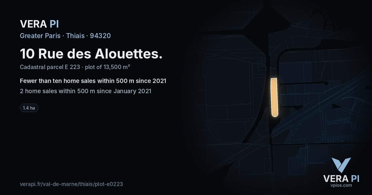 10 Rue des Alouettes, Thiais at night – the plot lit, the parcels around coloured by the prices near them