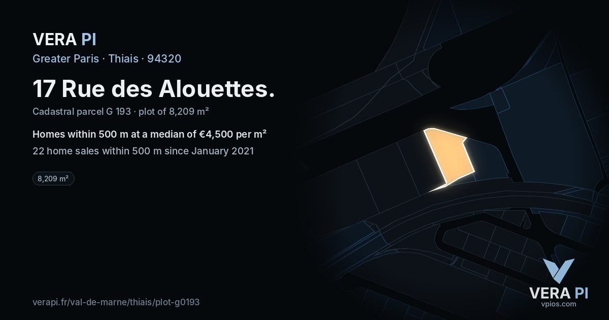 17 Rue des Alouettes, Thiais at night – the plot lit, the parcels around coloured by the prices near them