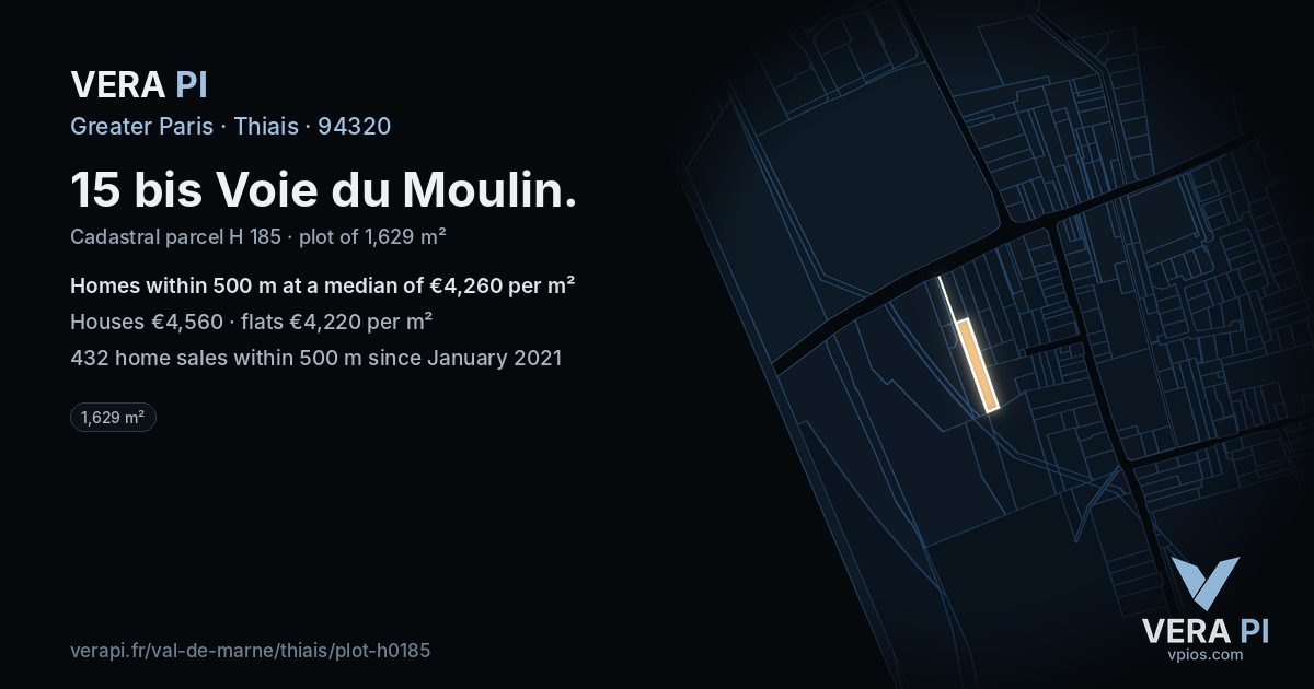 15 bis Voie du Moulin, Thiais at night – the plot lit, the parcels around coloured by the prices near them