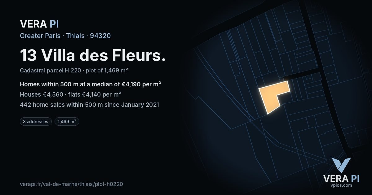 13 Villa des Fleurs, Thiais at night – the plot lit, the parcels around coloured by the prices near them