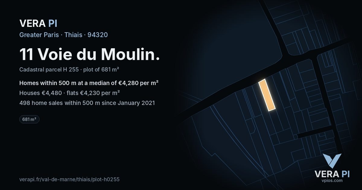 11 Voie du Moulin, Thiais at night – the plot lit, the parcels around coloured by the prices near them