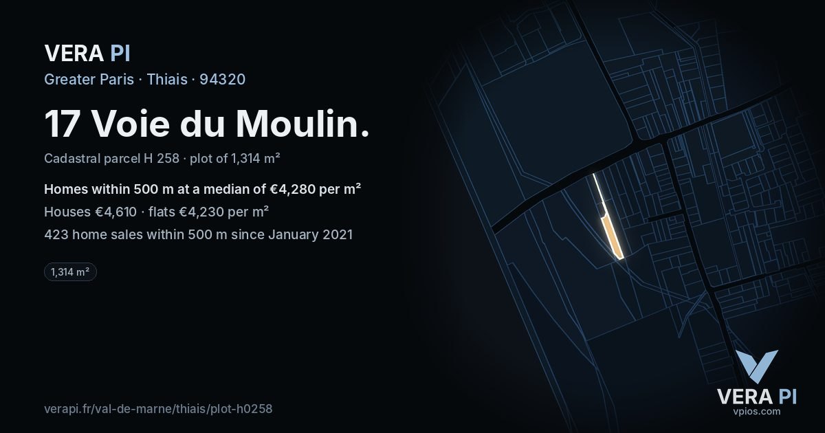17 Voie du Moulin, Thiais at night – the plot lit, the parcels around coloured by the prices near them
