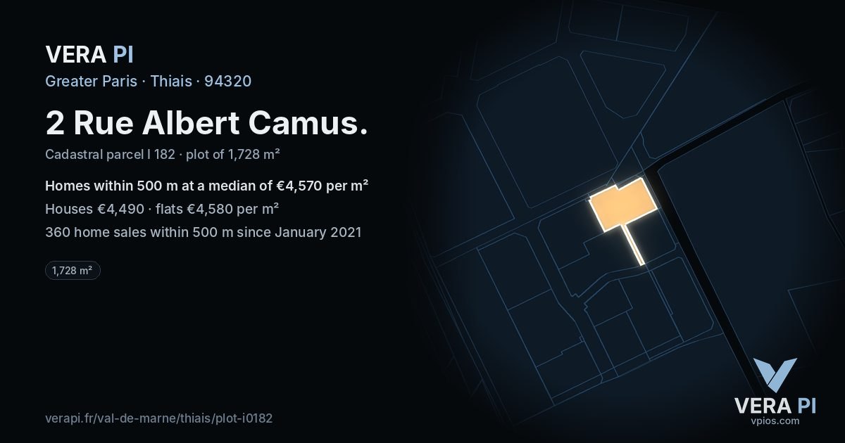 2 Rue Albert Camus, Thiais at night – the plot lit, the parcels around coloured by the prices near them
