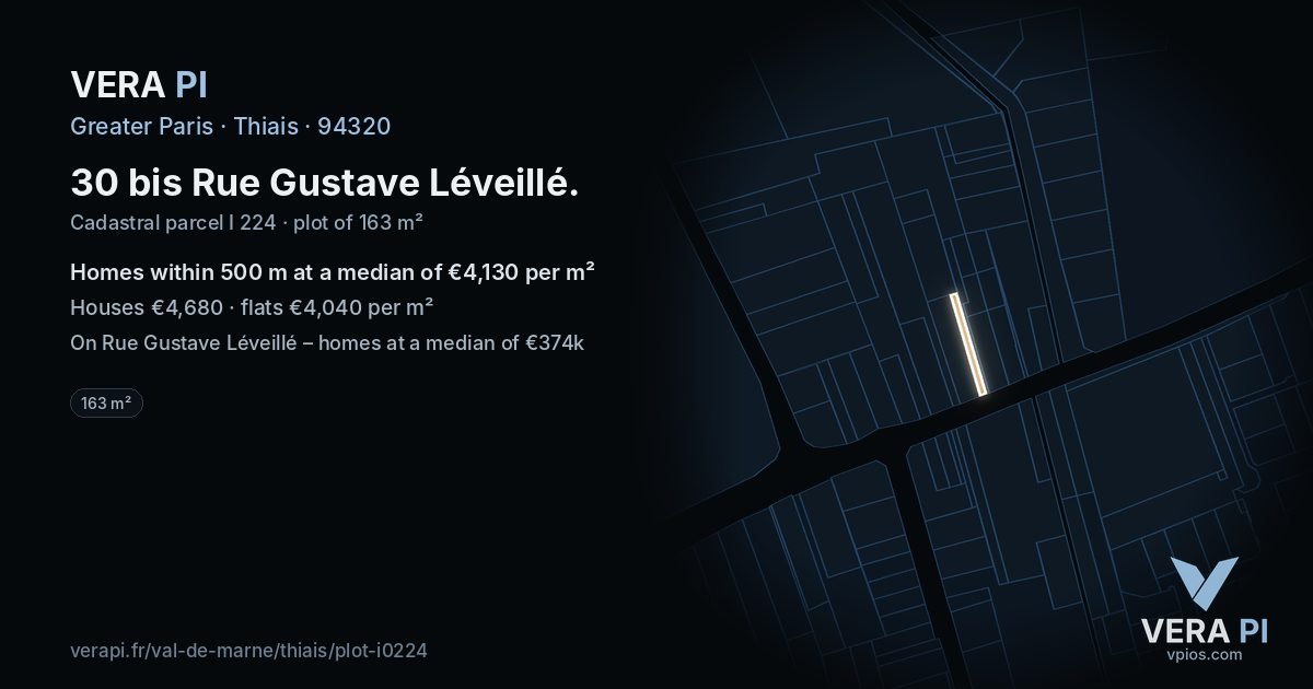 30 bis Rue Gustave Léveillé, Thiais at night – the plot lit, the parcels around coloured by the prices near them