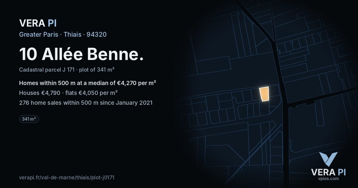 10 Allée Benne, Thiais at night – the plot lit, the parcels around coloured by the prices near them