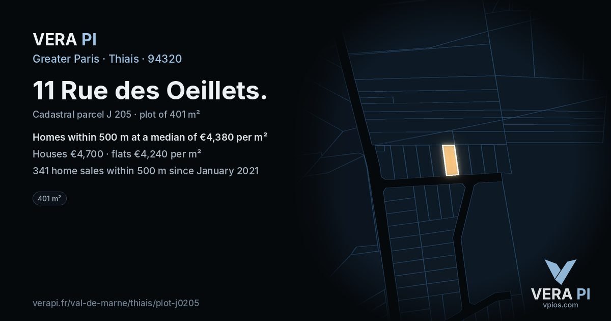 11 Rue des Oeillets, Thiais at night – the plot lit, the parcels around coloured by the prices near them