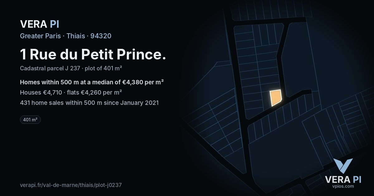 1 Rue du Petit Prince, Thiais at night – the plot lit, the parcels around coloured by the prices near them