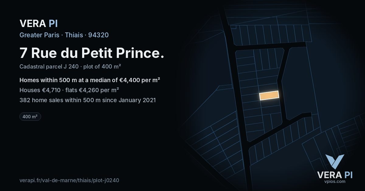 7 Rue du Petit Prince, Thiais at night – the plot lit, the parcels around coloured by the prices near them