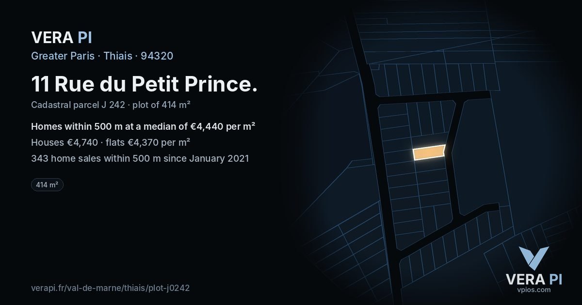 11 Rue du Petit Prince, Thiais at night – the plot lit, the parcels around coloured by the prices near them