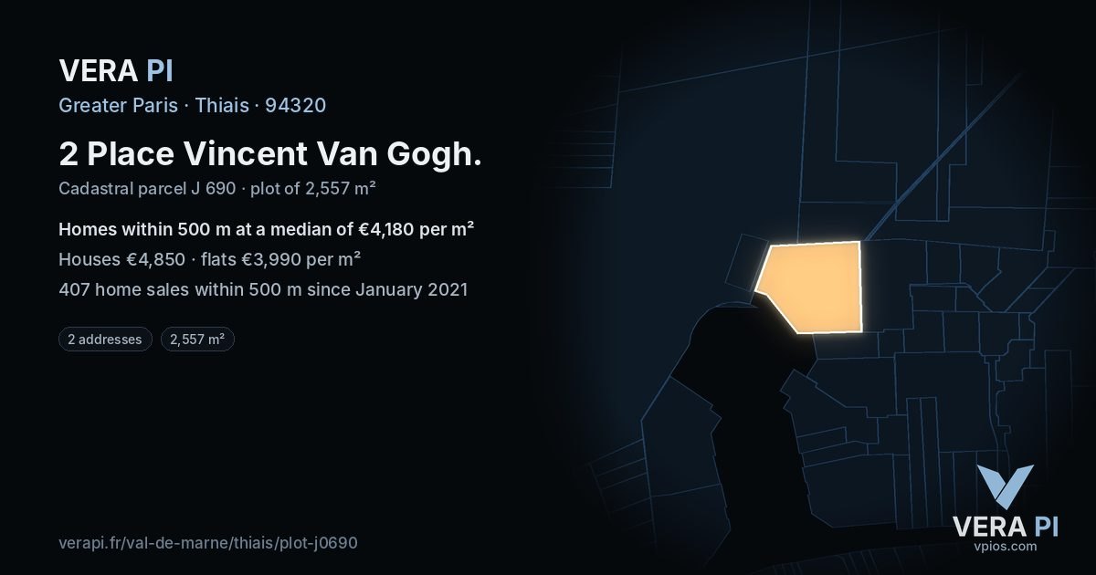 2 Place Vincent Van Gogh, Thiais at night – the plot lit, the parcels around coloured by the prices near them