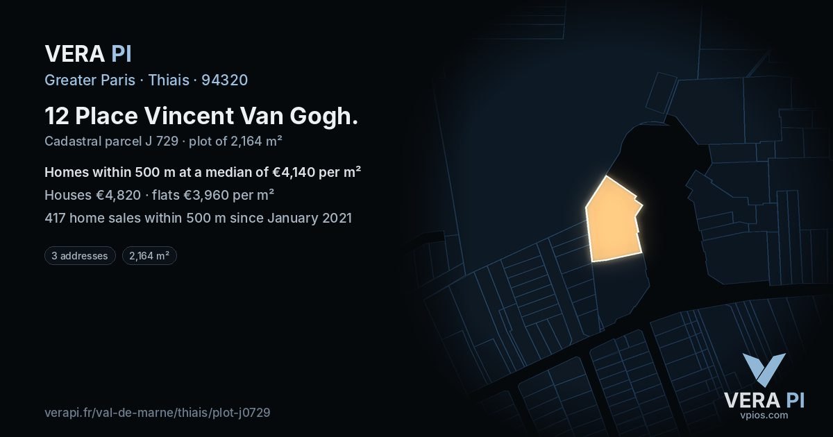 12 Place Vincent Van Gogh, Thiais at night – the plot lit, the parcels around coloured by the prices near them