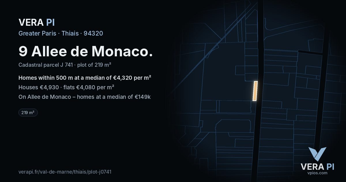 9 Allee de Monaco, Thiais at night – the plot lit, the parcels around coloured by the prices near them