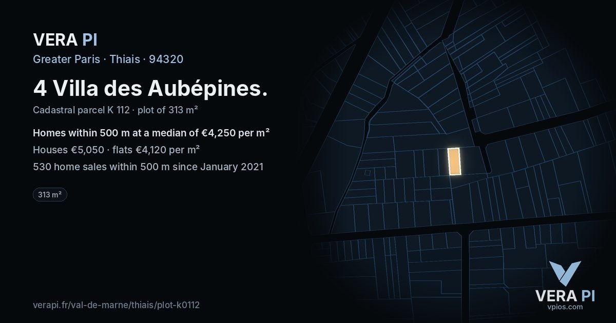 4 Villa des Aubépines, Thiais at night – the plot lit, the parcels around coloured by the prices near them