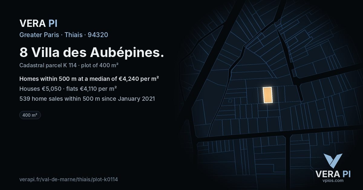 8 Villa des Aubépines, Thiais at night – the plot lit, the parcels around coloured by the prices near them