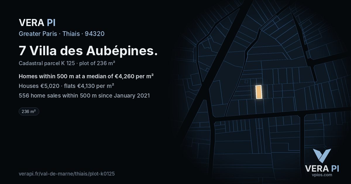 7 Villa des Aubépines, Thiais at night – the plot lit, the parcels around coloured by the prices near them