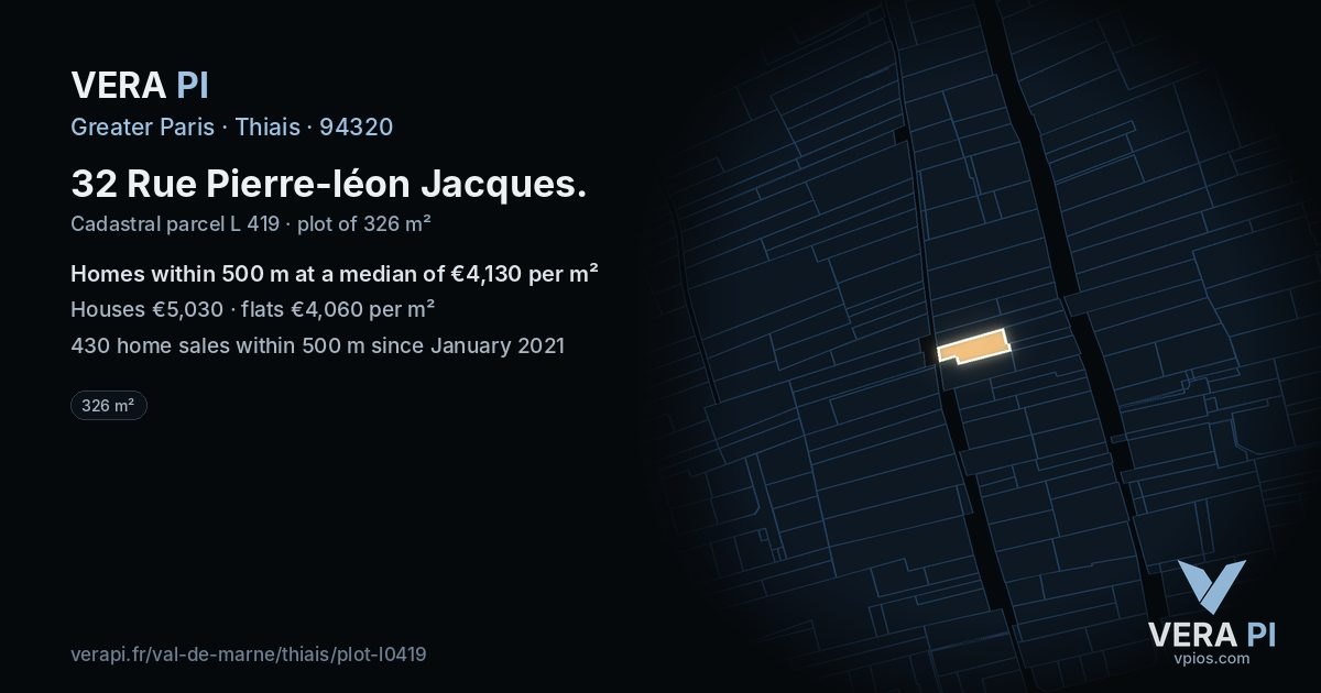 32 Rue Pierre-léon Jacques, Thiais at night – the plot lit, the parcels around coloured by the prices near them