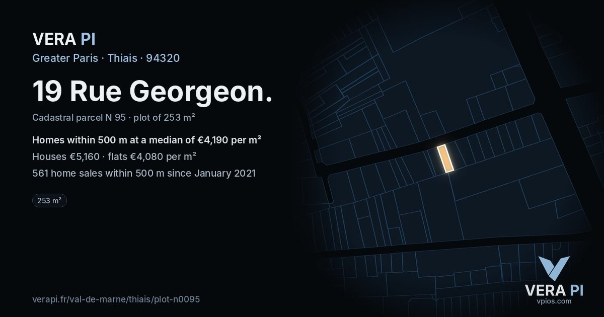 19 Rue Georgeon, Thiais at night – the plot lit, the parcels around coloured by the prices near them