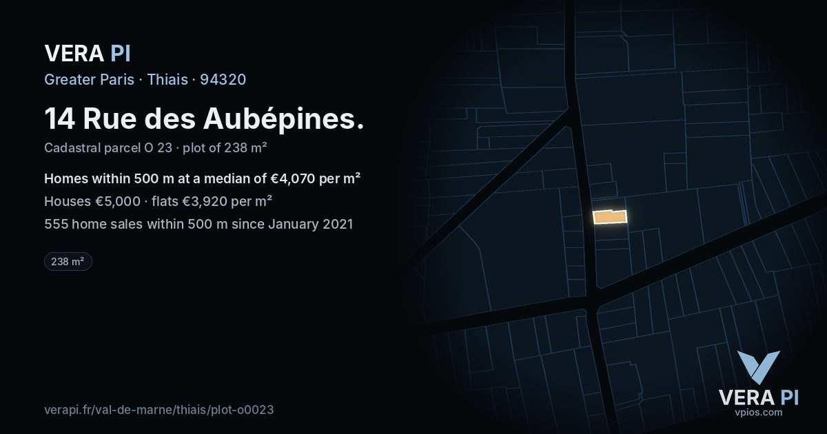 14 Rue des Aubépines, Thiais at night – the plot lit, the parcels around coloured by the prices near them