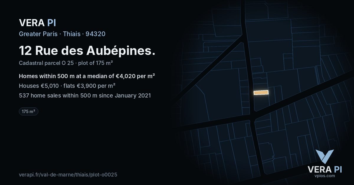 12 Rue des Aubépines, Thiais at night – the plot lit, the parcels around coloured by the prices near them