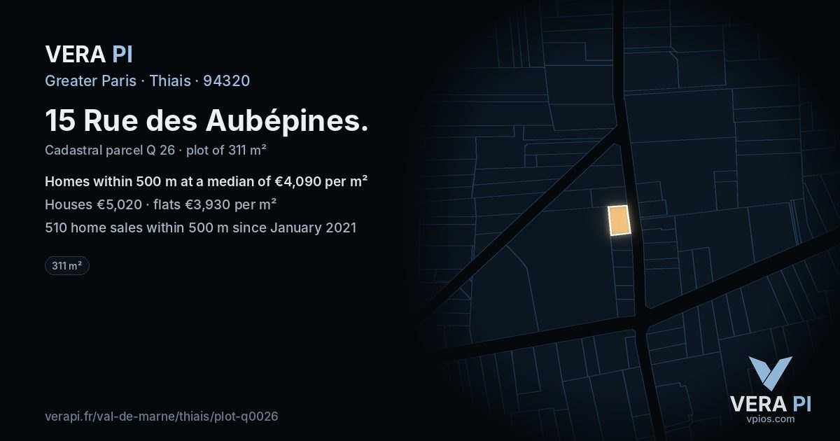 15 Rue des Aubépines, Thiais at night – the plot lit, the parcels around coloured by the prices near them