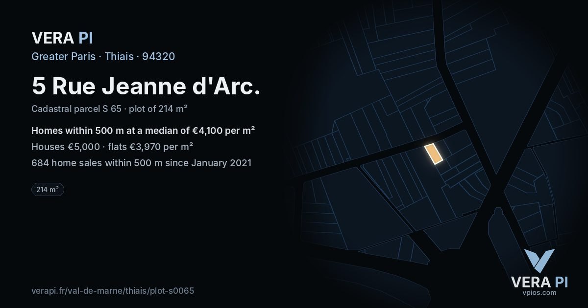 5 Rue Jeanne d'Arc, Thiais at night – the plot lit, the parcels around coloured by the prices near them