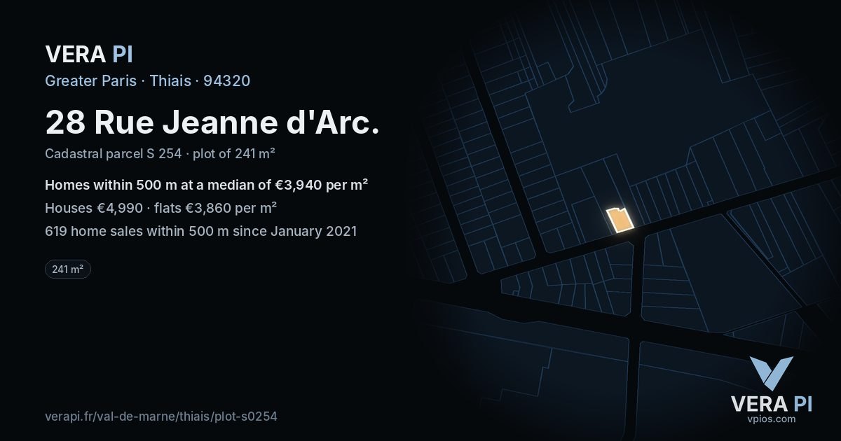 28 Rue Jeanne d'Arc, Thiais at night – the plot lit, the parcels around coloured by the prices near them