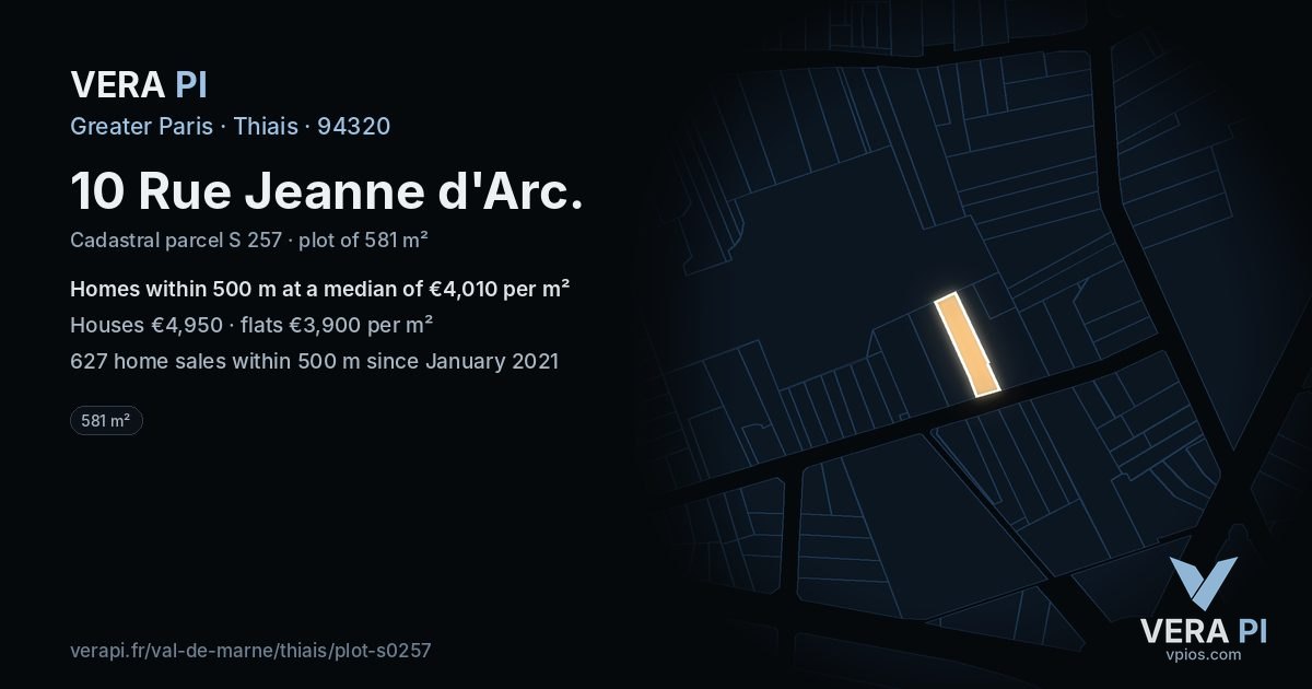 10 Rue Jeanne d'Arc, Thiais at night – the plot lit, the parcels around coloured by the prices near them