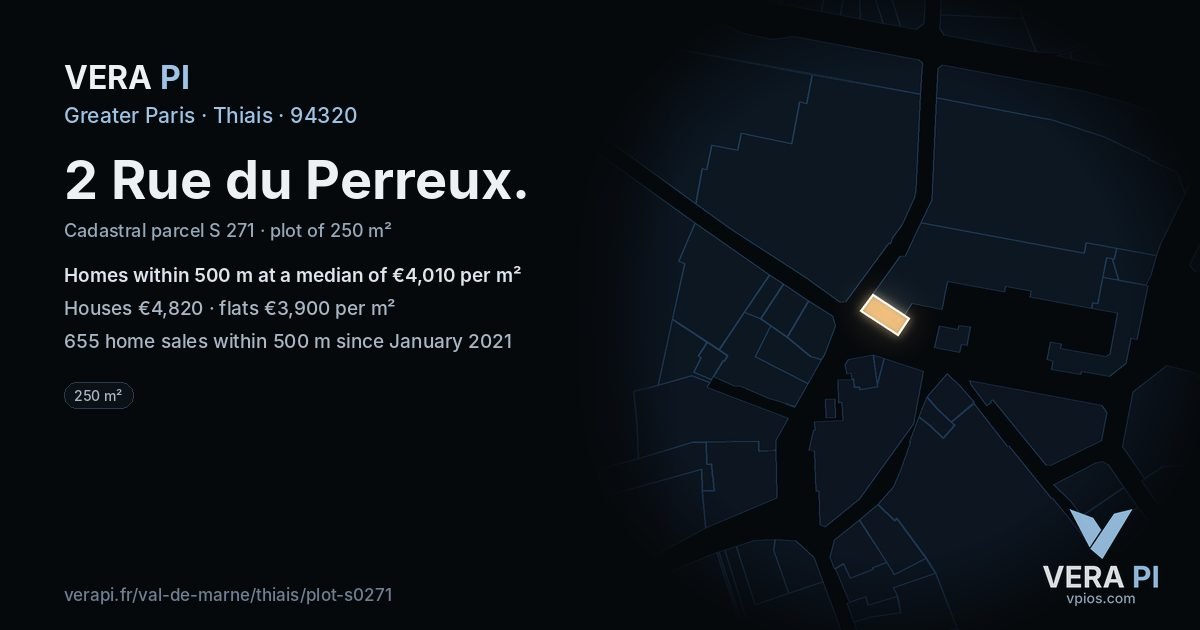 2 Rue du Perreux, Thiais at night – the plot lit, the parcels around coloured by the prices near them
