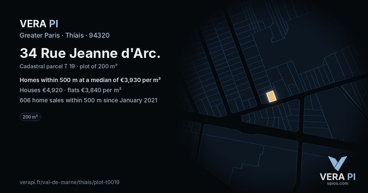 34 Rue Jeanne d'Arc, Thiais at night – the plot lit, the parcels around coloured by the prices near them
