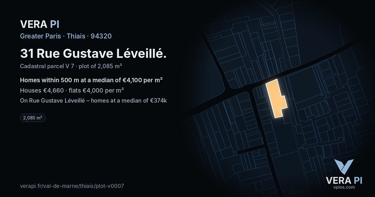 31 Rue Gustave Léveillé, Thiais at night – the plot lit, the parcels around coloured by the prices near them