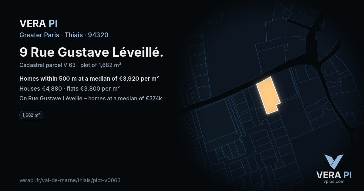 9 Rue Gustave Léveillé, Thiais at night – the plot lit, the parcels around coloured by the prices near them