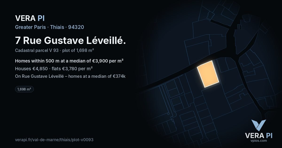 7 Rue Gustave Léveillé, Thiais at night – the plot lit, the parcels around coloured by the prices near them